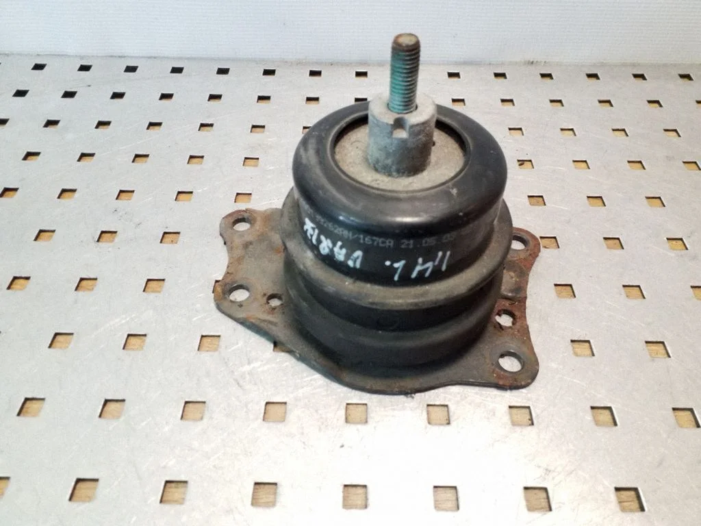 Dzinēja spilvens – Seat Ibiza III (6L) (2002-2008)
