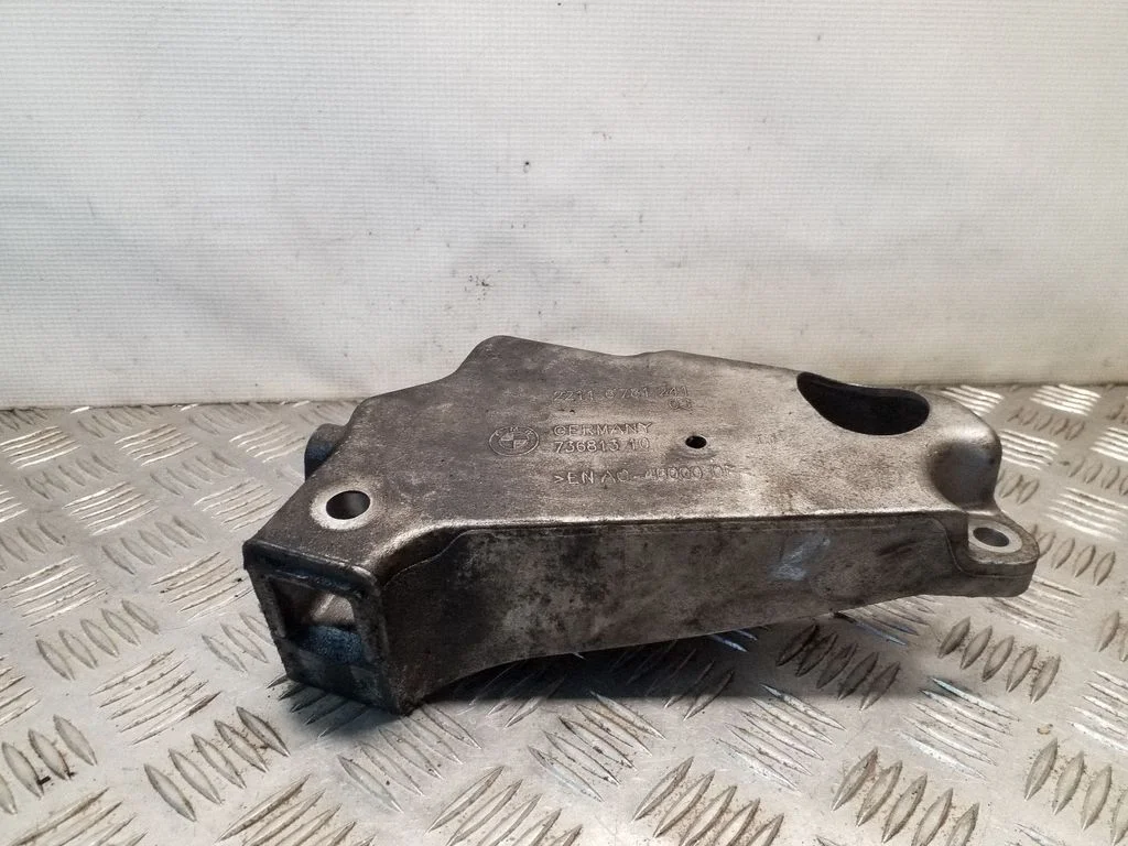 Wspornik silnika – BMW Seria 5 F10 F11 (2009-2016)