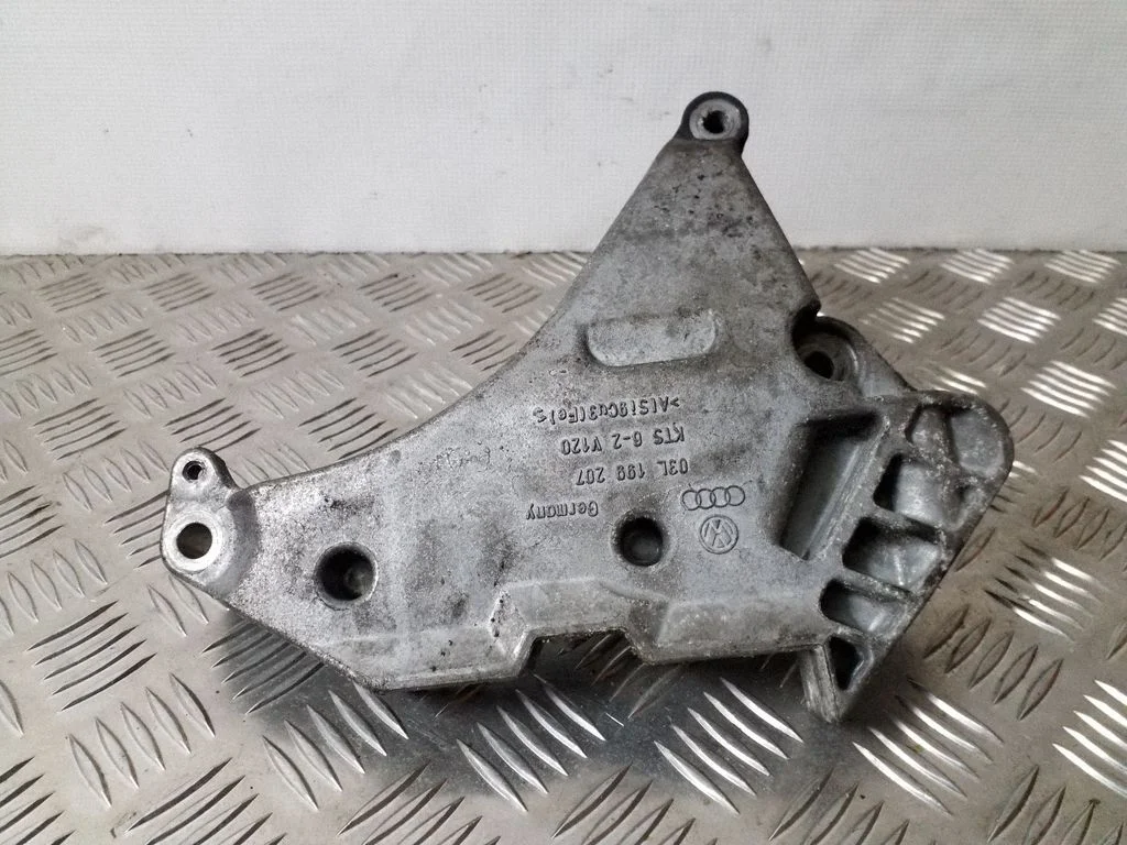 Engine mounting bracket 03L199207