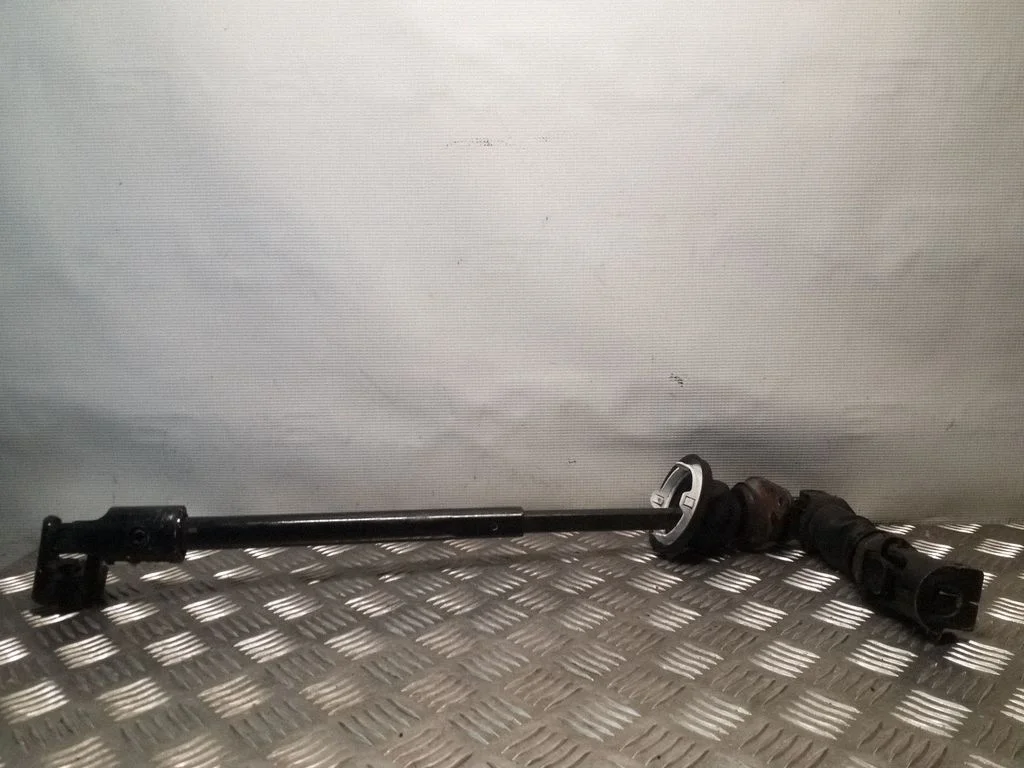 Steering column universal joint 52125399AC