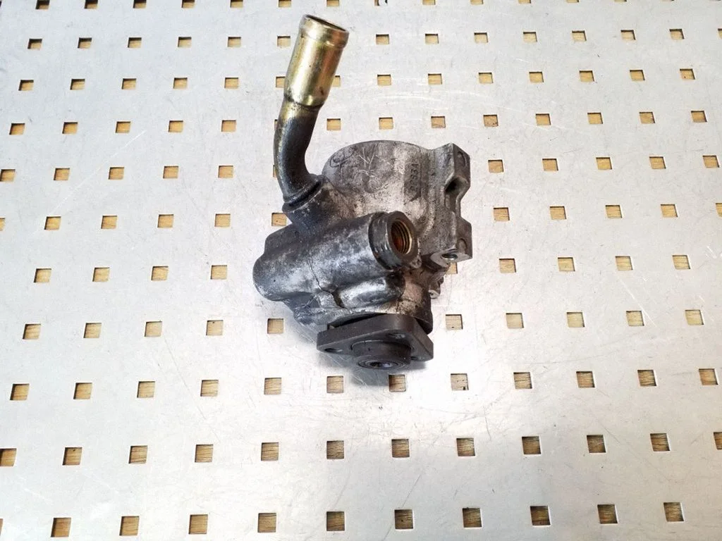 Power steering pump 52088712AC