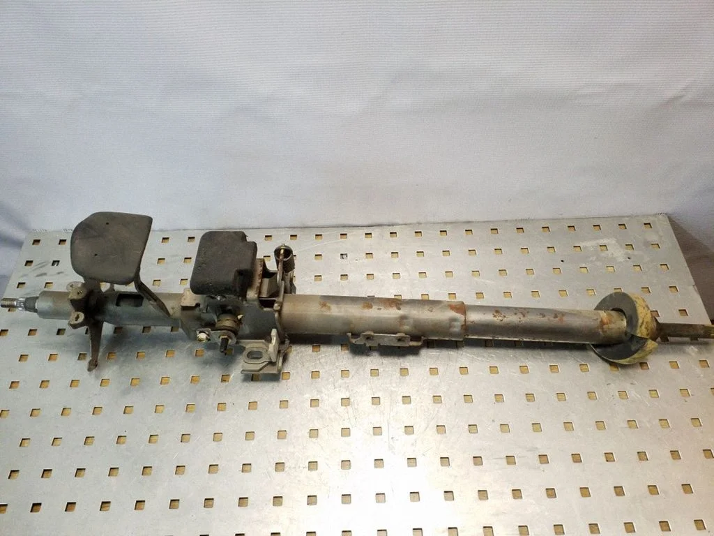 Steering wheel axle