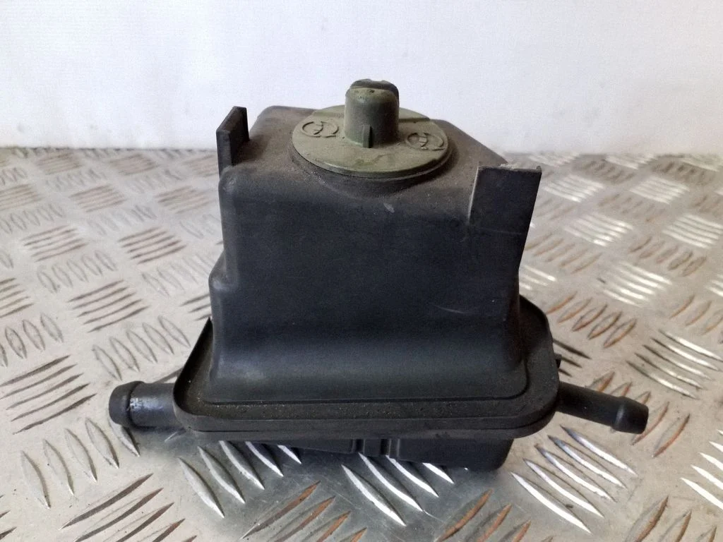Stūres pastiprinātāja šķidruma tvertne 1J0422371B