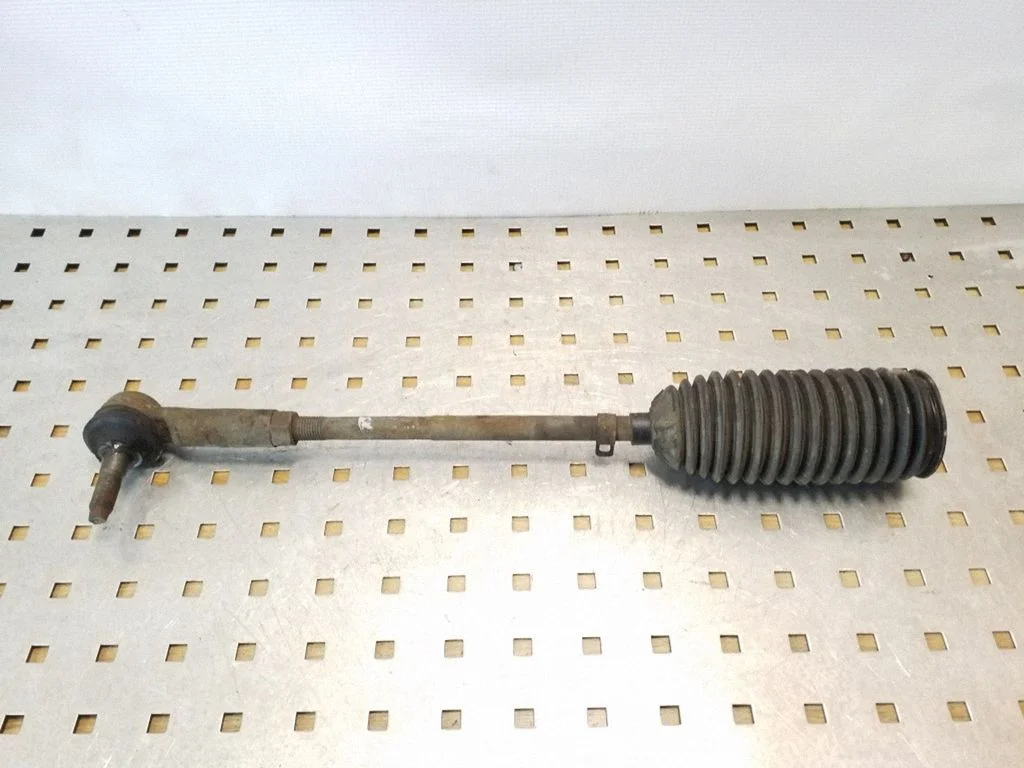 Steering tie rod – right
