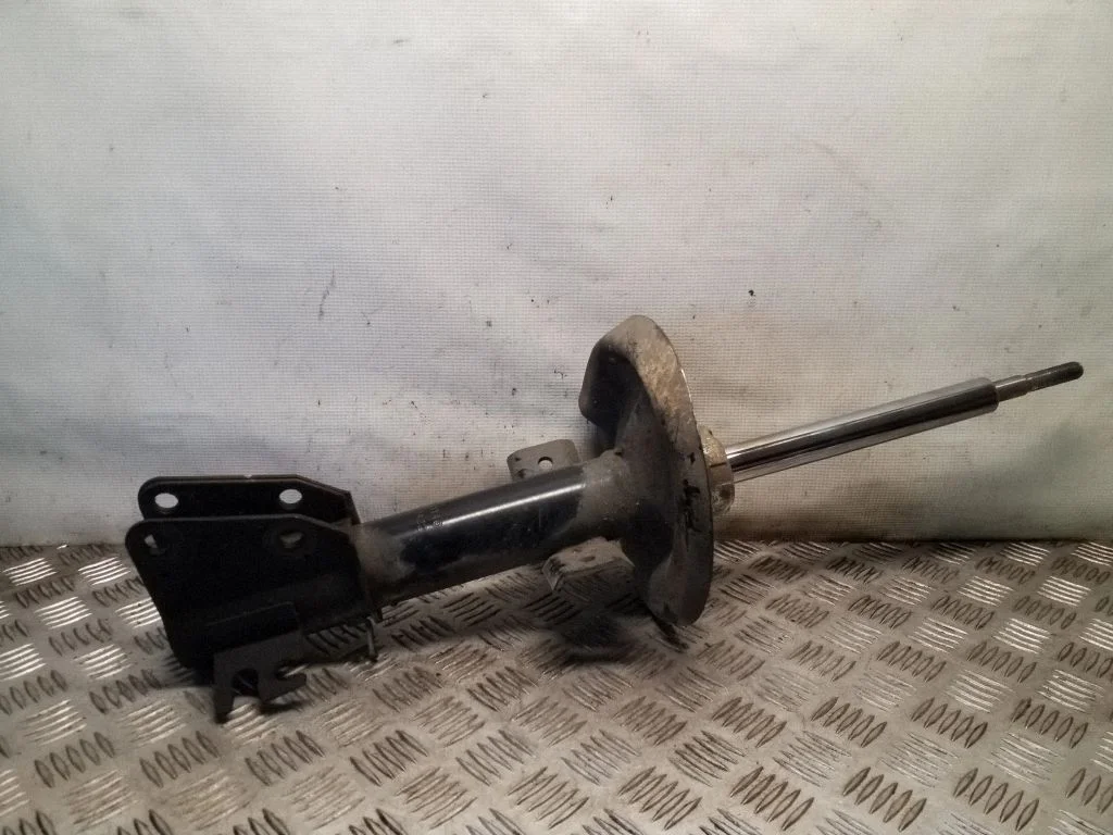 Eesmine amortisaator SA1146