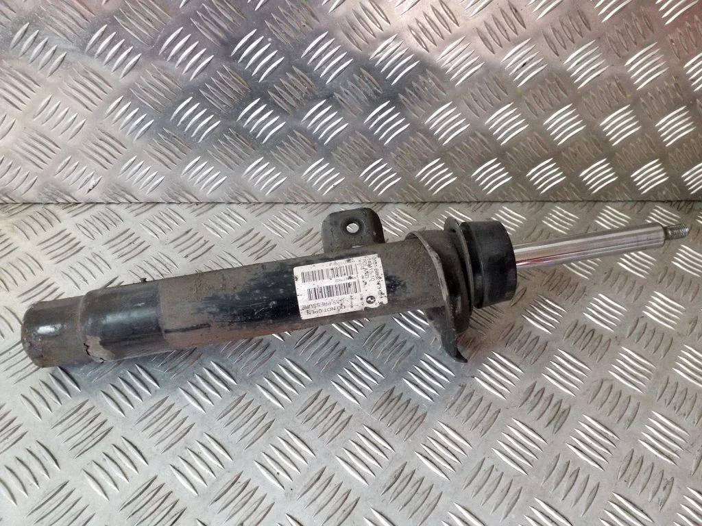Front shock absorber/damper 6862173