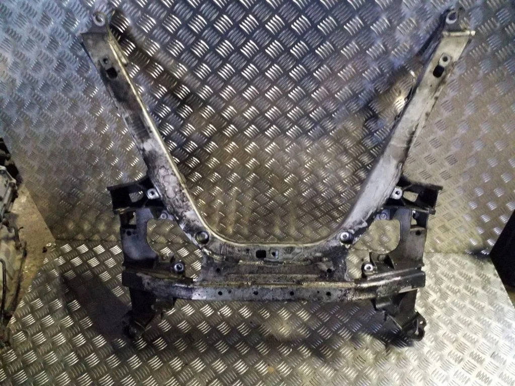 Front subframe – BMW 7 Series E65 E66 (2001-2008)