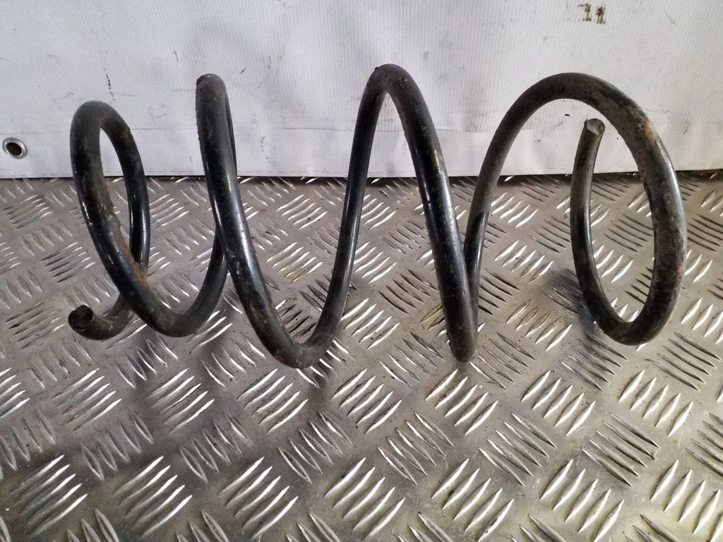 Front coil spring – right