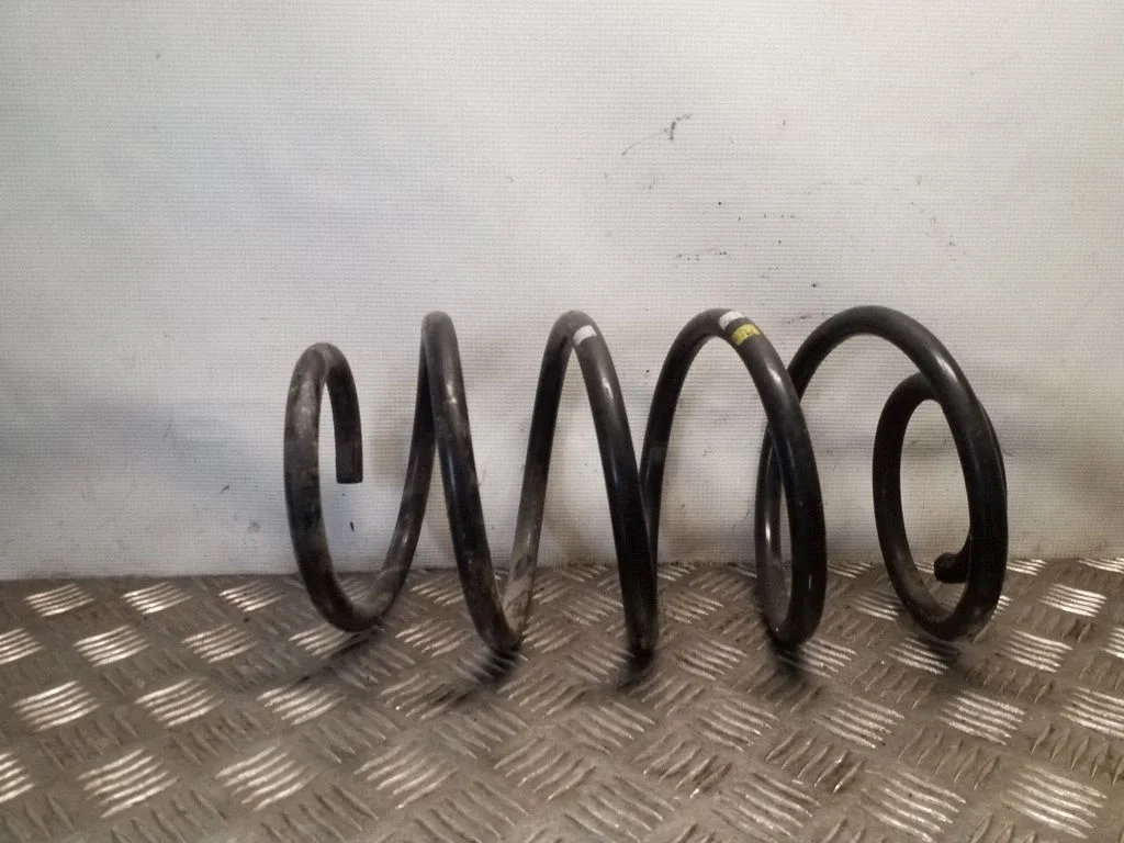 Front coil spring – right