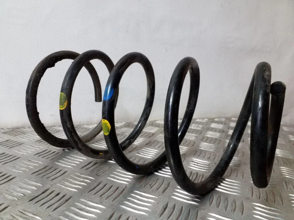Front coil spring – right