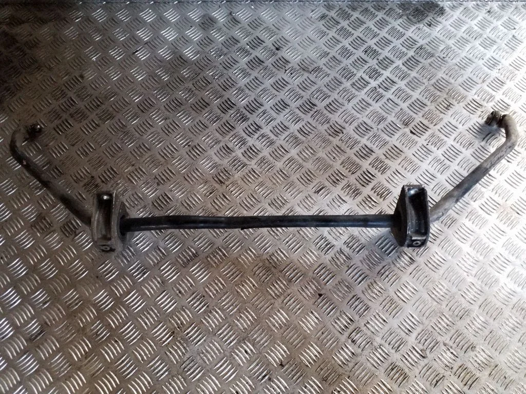 Eesmine stabilisaator (kaldevarras) 6776643