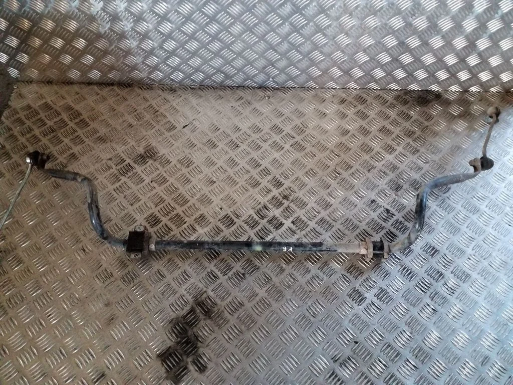 Front anti-roll bar/sway bar