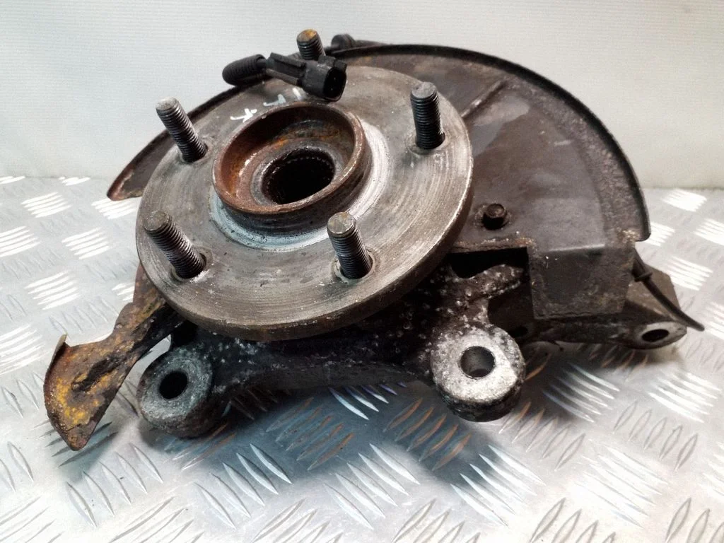 Front wheel hub – Chrysler Grand Voyager V (2007-2015)