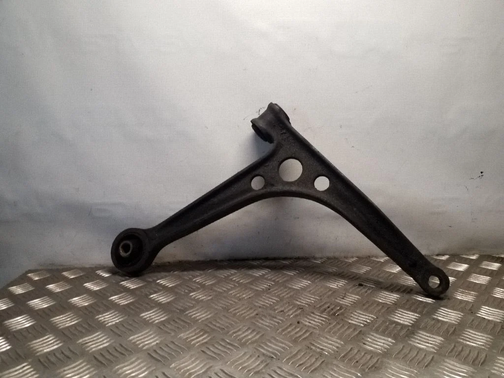 Front lower control arm/wishbone