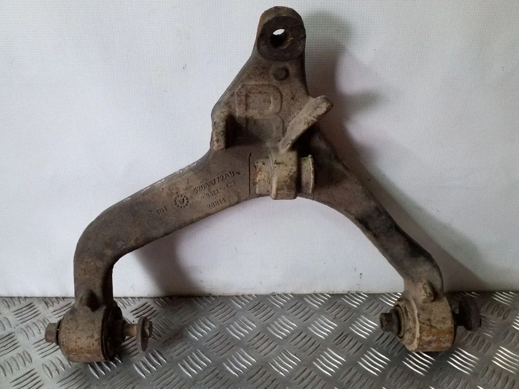 Front lower control arm/wishbone 52088772AD