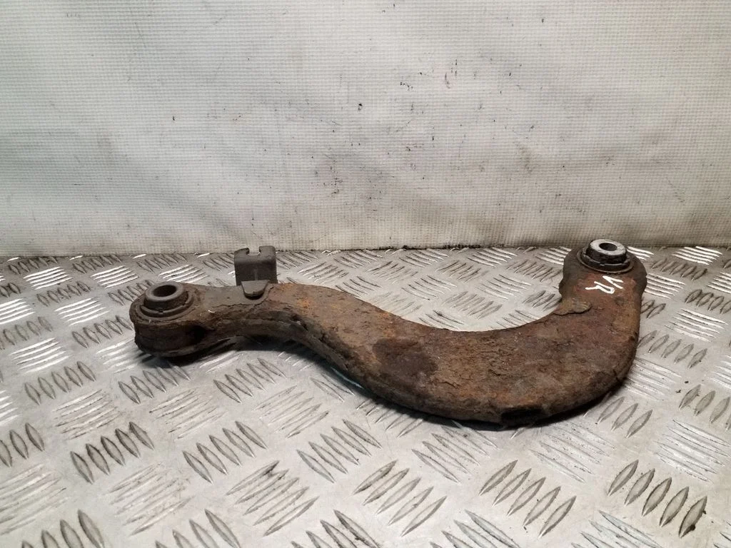 Tagumine õõtshoob – parem