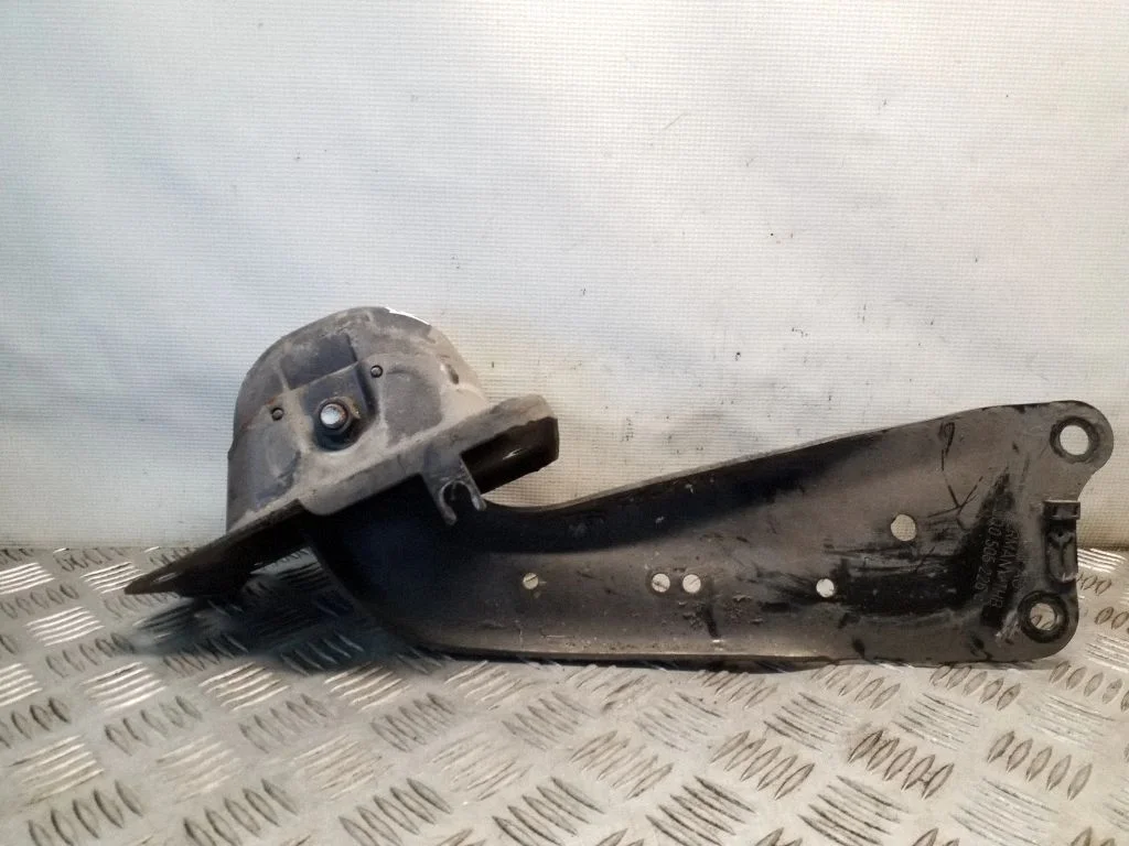Rear control arm – Skoda Superb B8 (3V) (2015-2024)