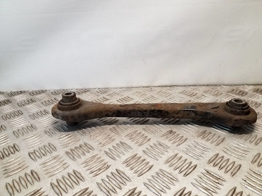 Aizmugurējā svira 1K05015230C