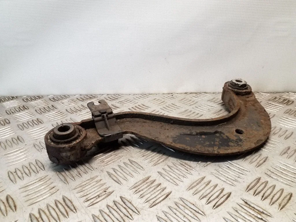 Rear control arm – Volkswagen Passat CC (2008-2016)