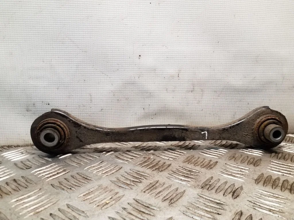 Rear control arm – Skoda Superb B8 (3V) (2015-2024)