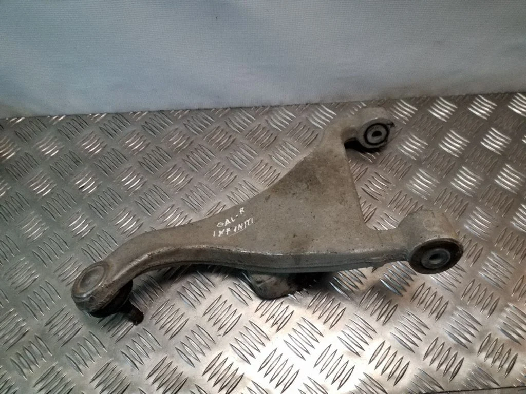 Rear upper control arm/wishbone – right
