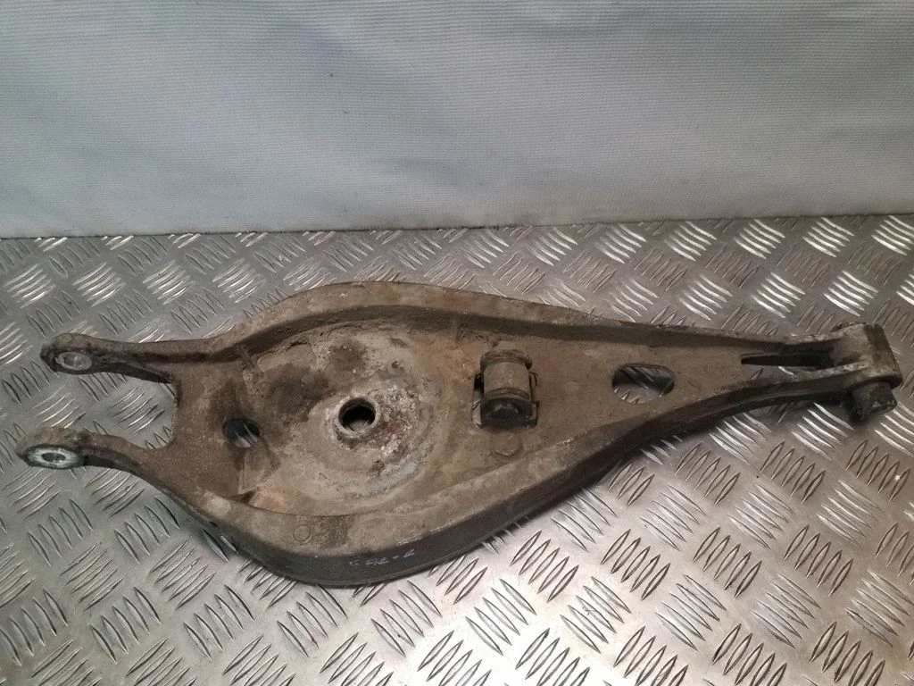 Rear upper control arm/wishbone – BMW 3 Series E46 (1998-2005)