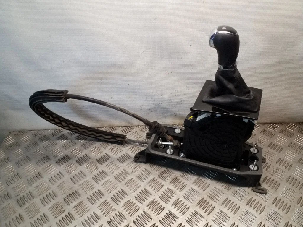 Gear selector mechanism – Skoda Superb B8 (3V) (2015-2024)