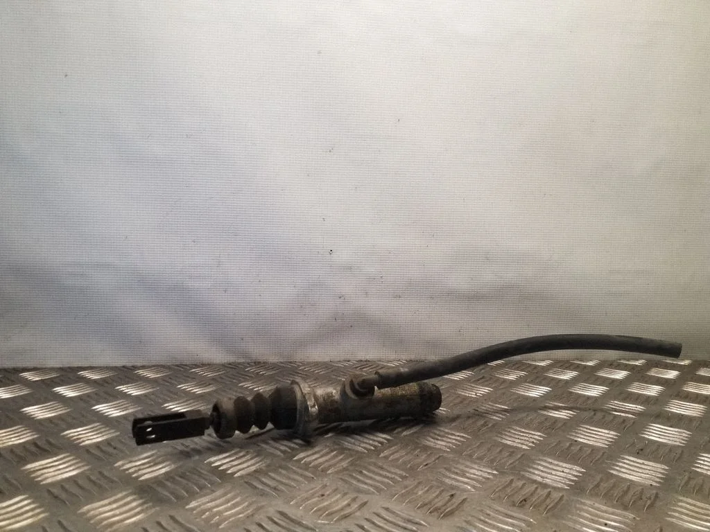 Clutch master cylinder