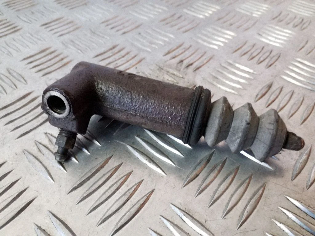 Clutch master cylinder