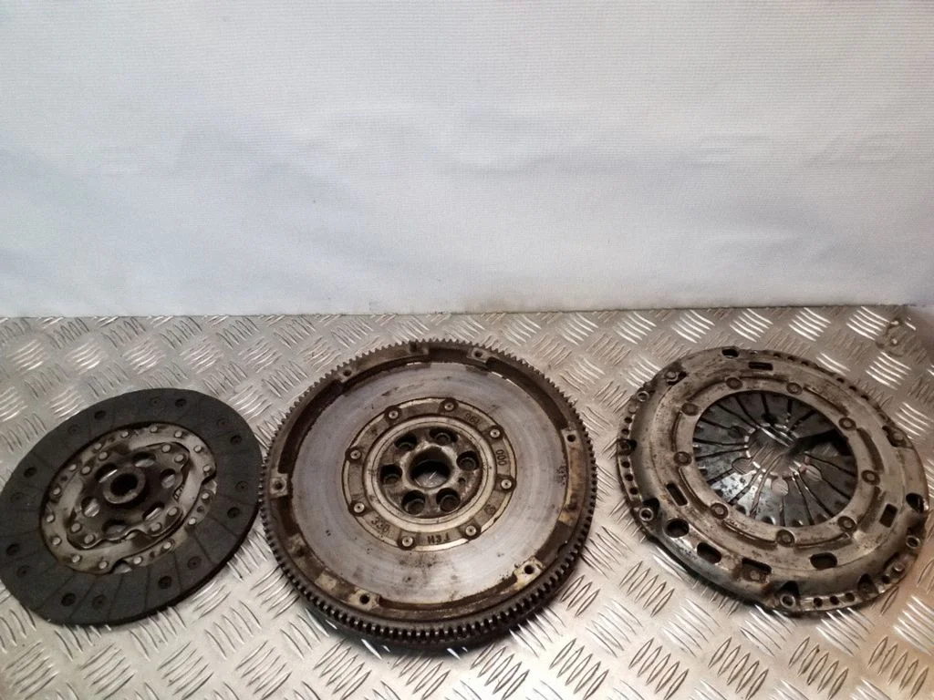 Clutch set kit – Seat Leon (1P) (2005-2012)