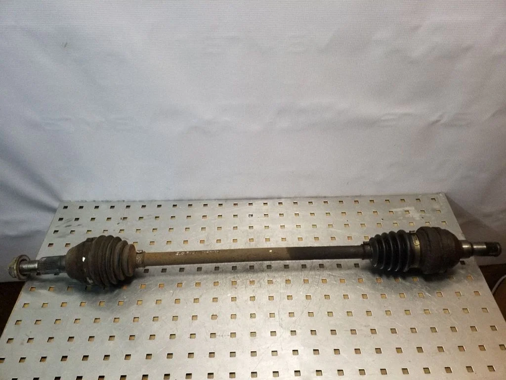 Rear driveshaft – rear right