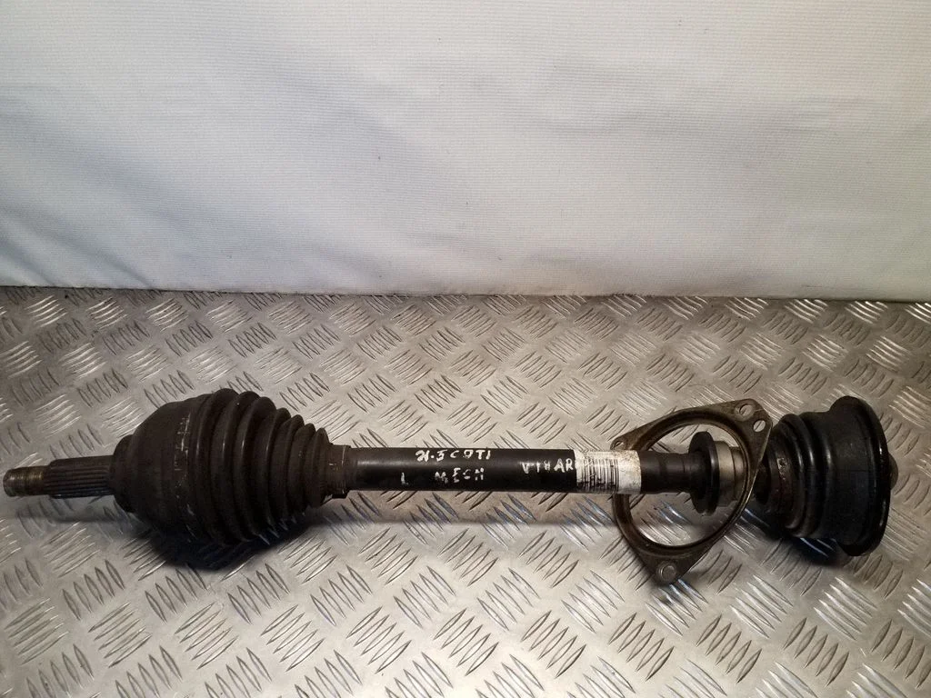 Front driveshaft 8200485590