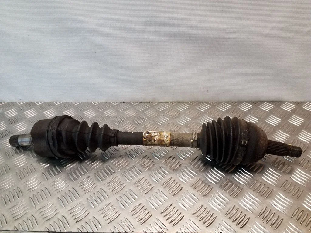 Front driveshaft – left