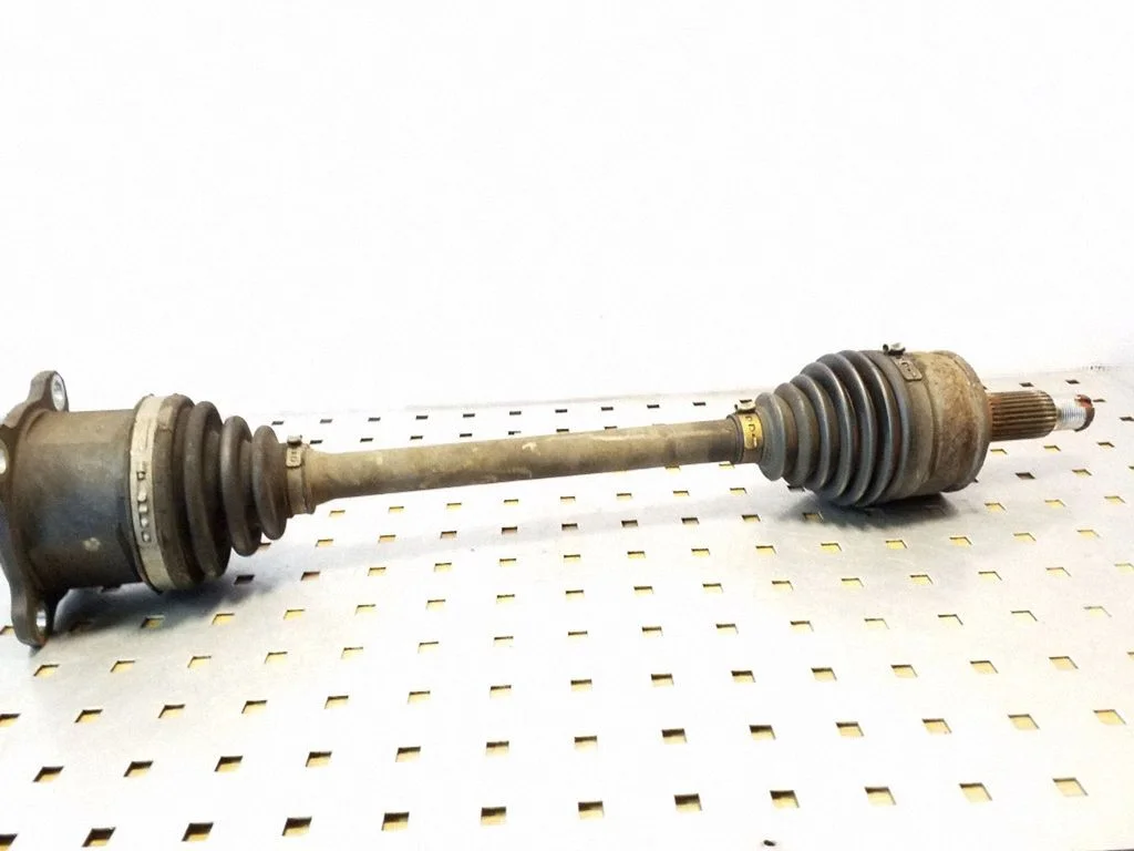 Front driveshaft – front left