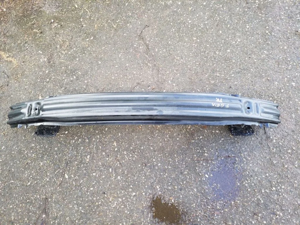 Front bumper cross member