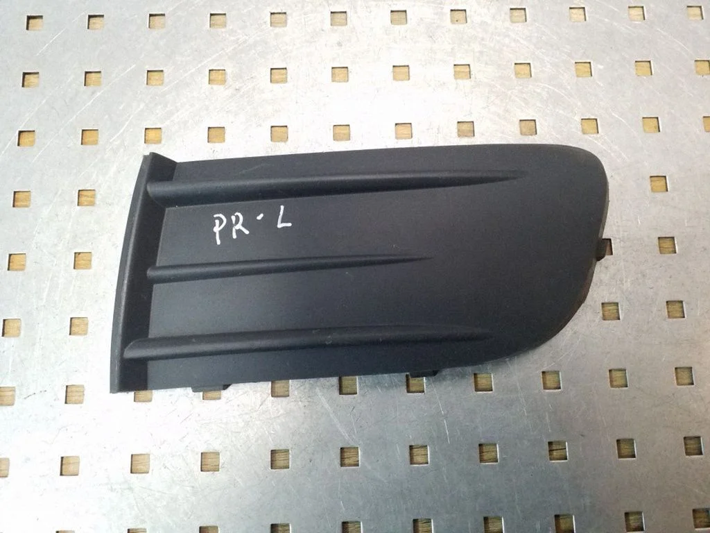 Kratka dolna zderzaka 1Z0807367