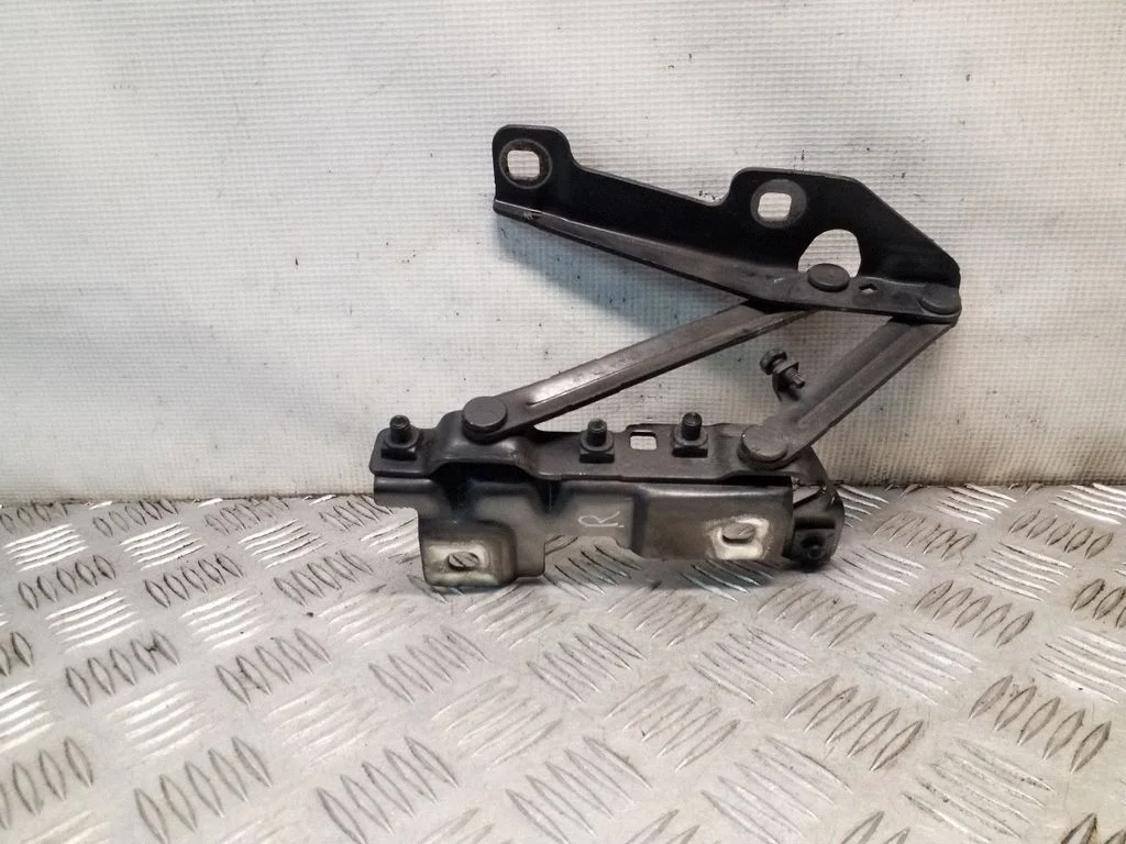 Mootorikapoti hinged 12841601