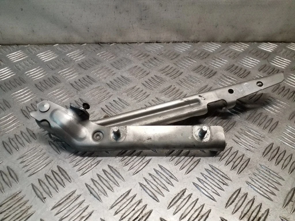 Mootorikapoti hinged 896AB