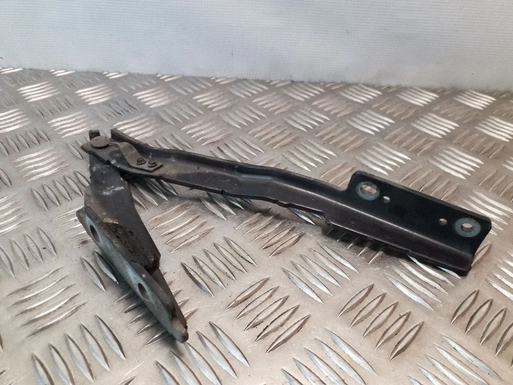 Engine bonnet/hood hinges 72411G