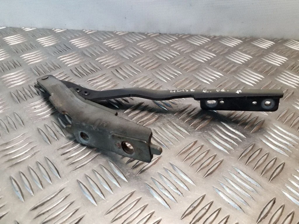Engine bonnet/hood hinges – right
