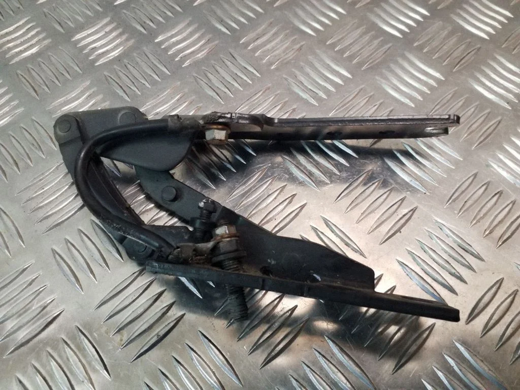 Mootorikapoti hinged – BMW 7-seeria E65 E66 (2001-2008)