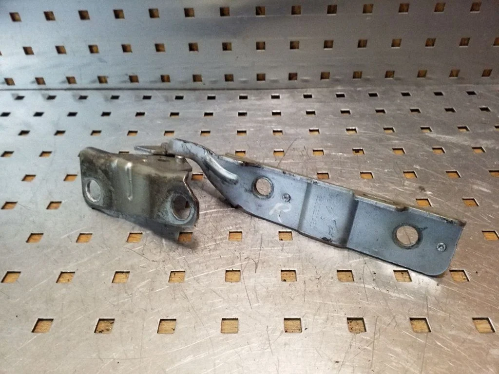 Mootorikapoti hinged 9682530480