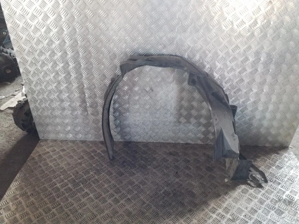 Front wheel arch liner splash guards – Honda FR-V (2004-2009)