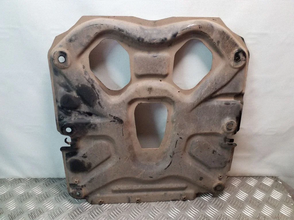 Motora dibena aizsargs GHP956A91