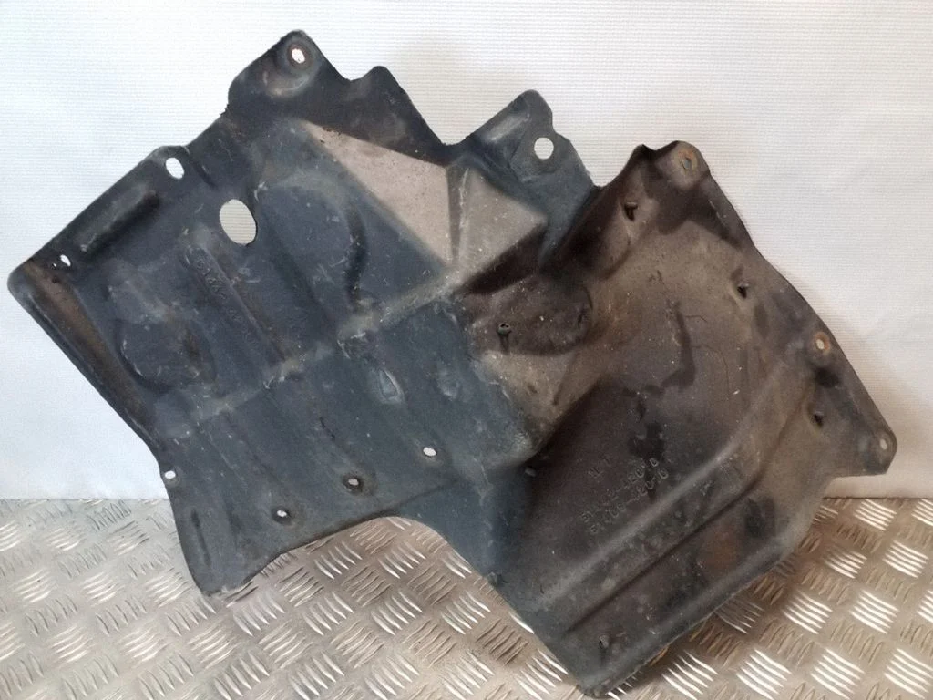 Motora dibena aizsargs – Toyota RAV 4 (XA20) (2000-2005)