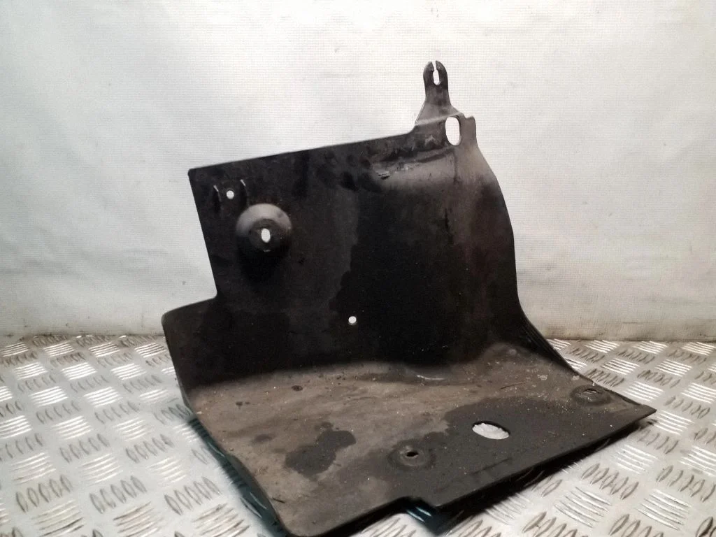 Motora dibena aizsargs 13321706