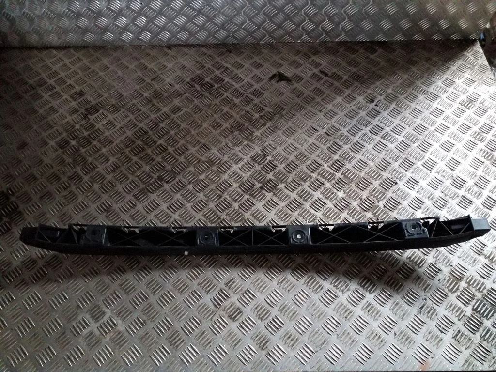 Rear bumper mounting bracket – Audi A6 S6 C7 4G (2011-2018)