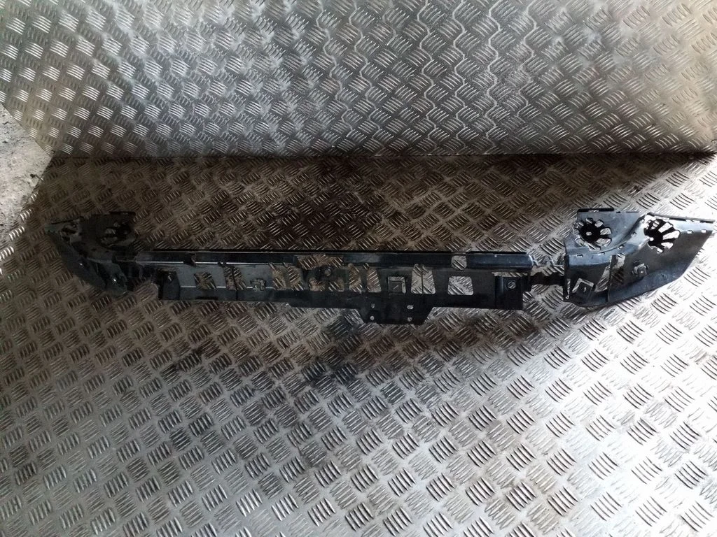 Aizmugurējā bufera turētājs 7240953