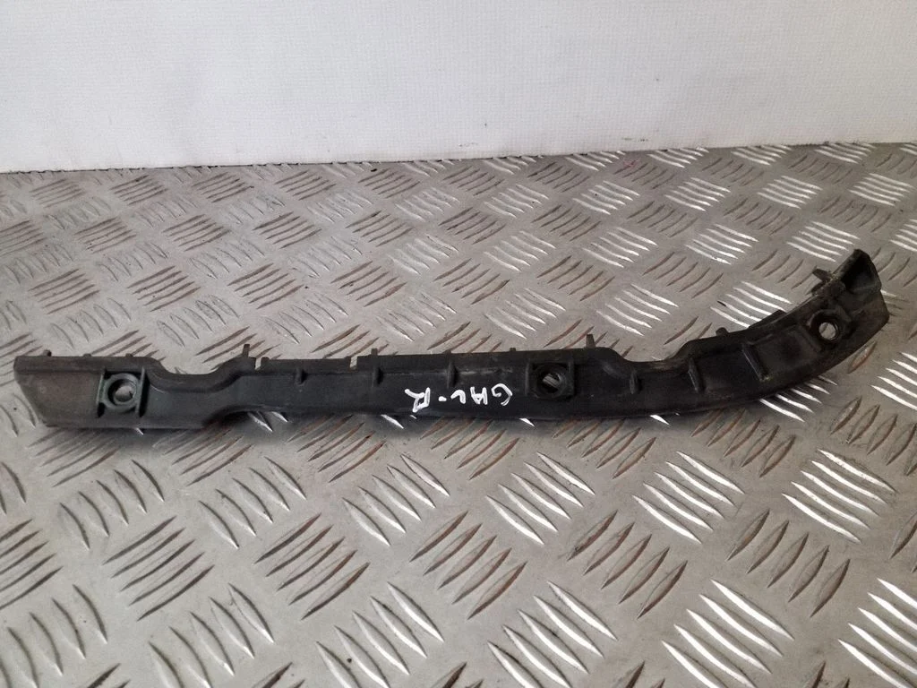 Rear bumper mounting bracket – Mercedes-Benz R-Class W251 (2005-2013)