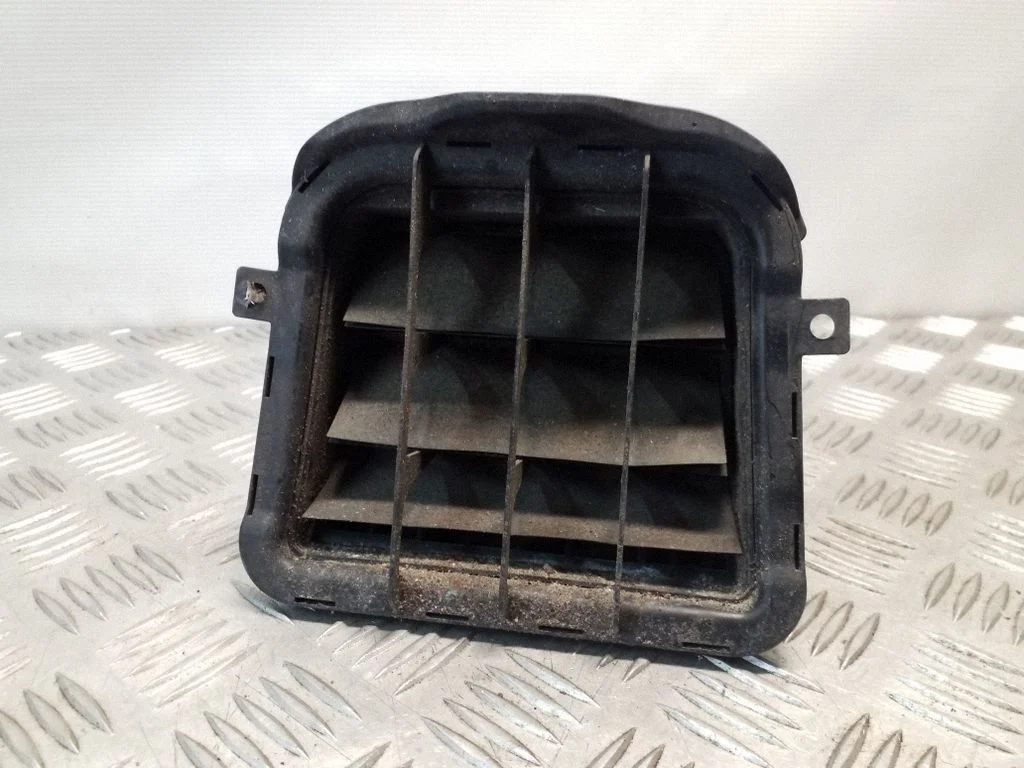 Quarter panel pressure vent – Audi A5 Sportback 8TA (2009-2016)